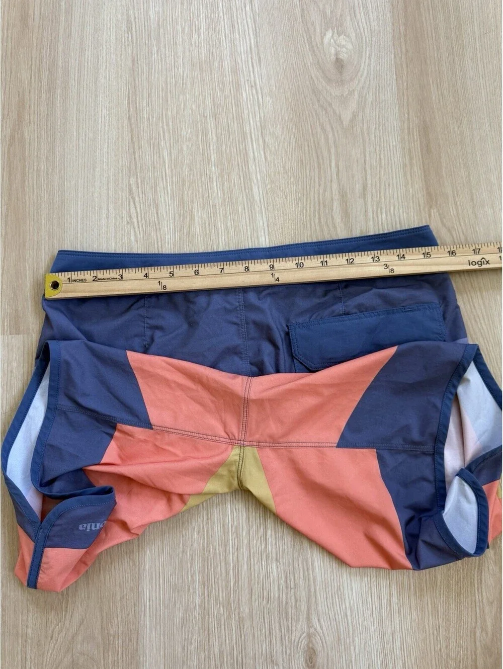 Patagonia Mens Hydropeak Board Shorts Size 30 Colorful Striped Summer Linerless
